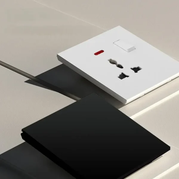 durável 16A à prova d'água Touch Panel Gang Wall Switch UK Standard PC Panel Single Pole Push Button luminária Switch para casa Use
