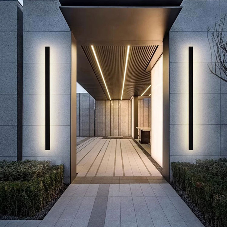 moderno AC 110V-220V à prova d'água Ip65 LED externo arandela linear Strip Wall lâmpadas Sconce Long LED Wall luminária