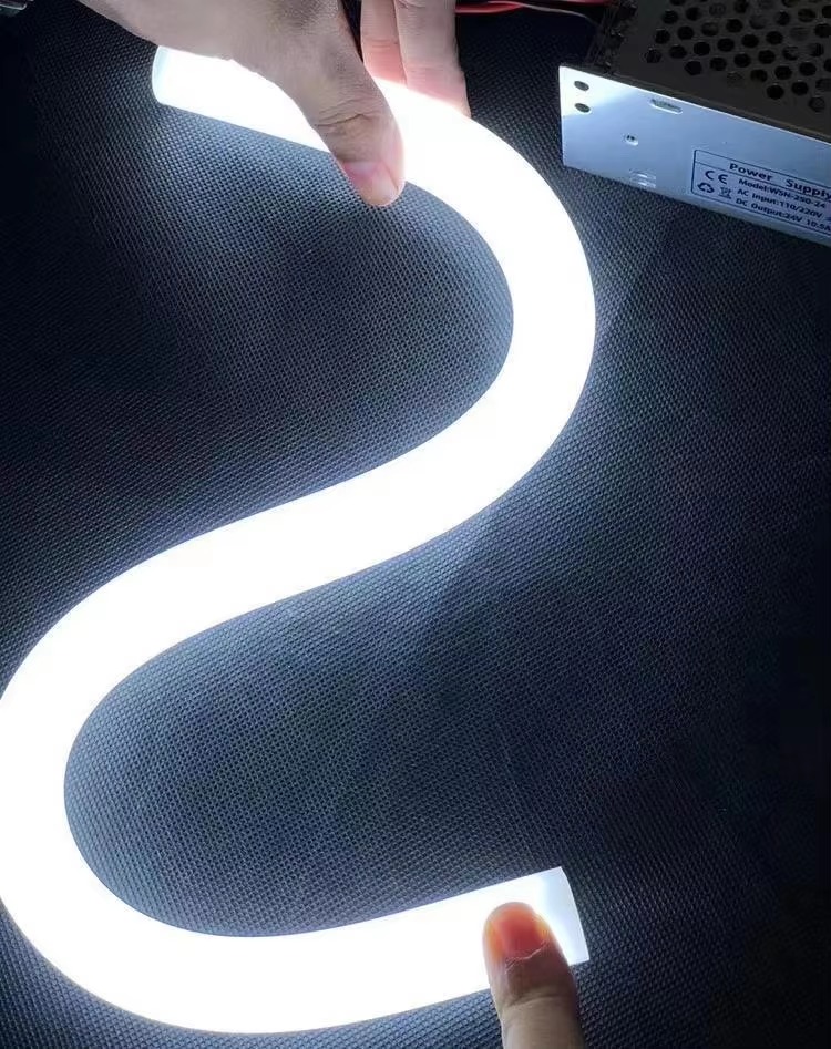 restaurante bar LED linear pendente flexível Silicone Hanging lâmpada moderno Minimalist lustre DIY Shape Decoration